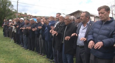 Gcenoluk'ta yamur duas ve sla-i rahim etkinlii